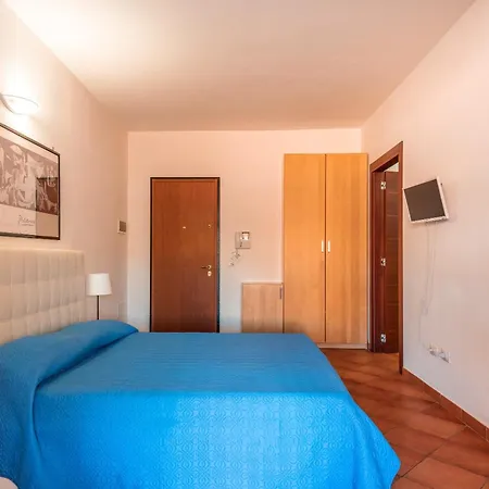 Relaxing Cristal Blu 1bedroom B5 Sleeps5 * サンタ・テレーザ・ガッルーラ